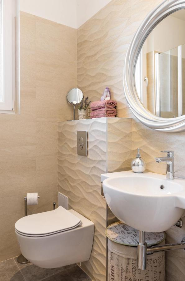 Romantic Apartment With Balcony سبليت المظهر الخارجي الصورة