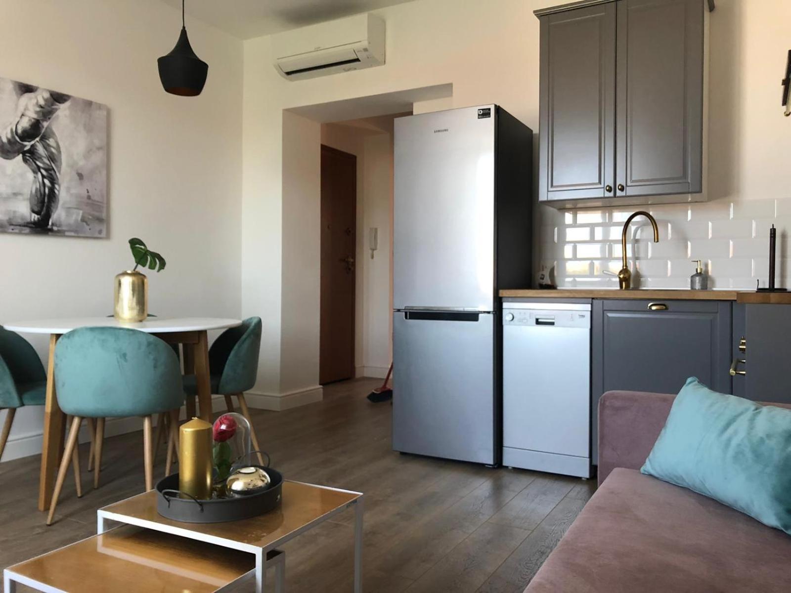 Romantic Apartment With Balcony سبليت المظهر الخارجي الصورة