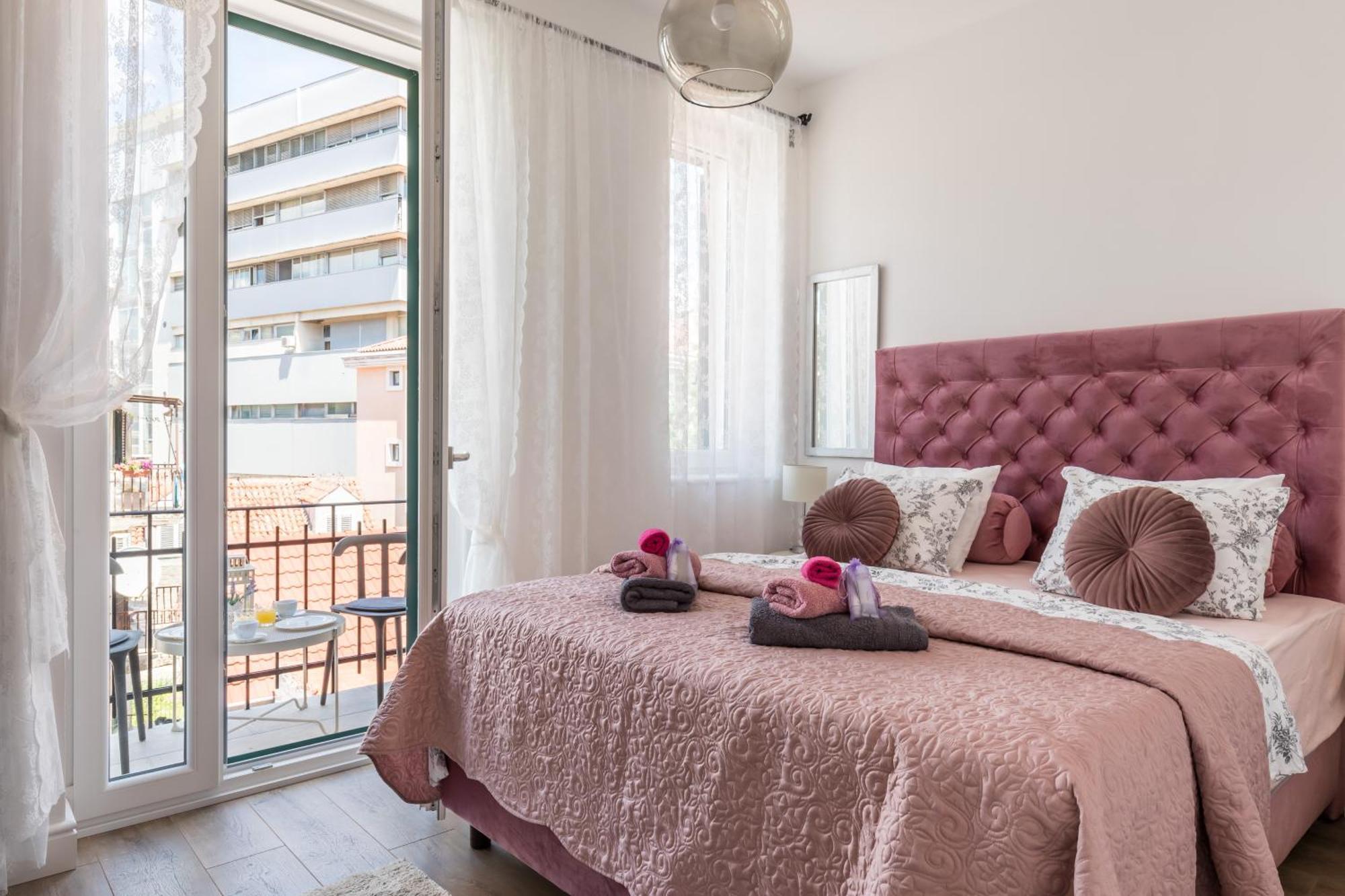 Romantic Apartment With Balcony سبليت المظهر الخارجي الصورة