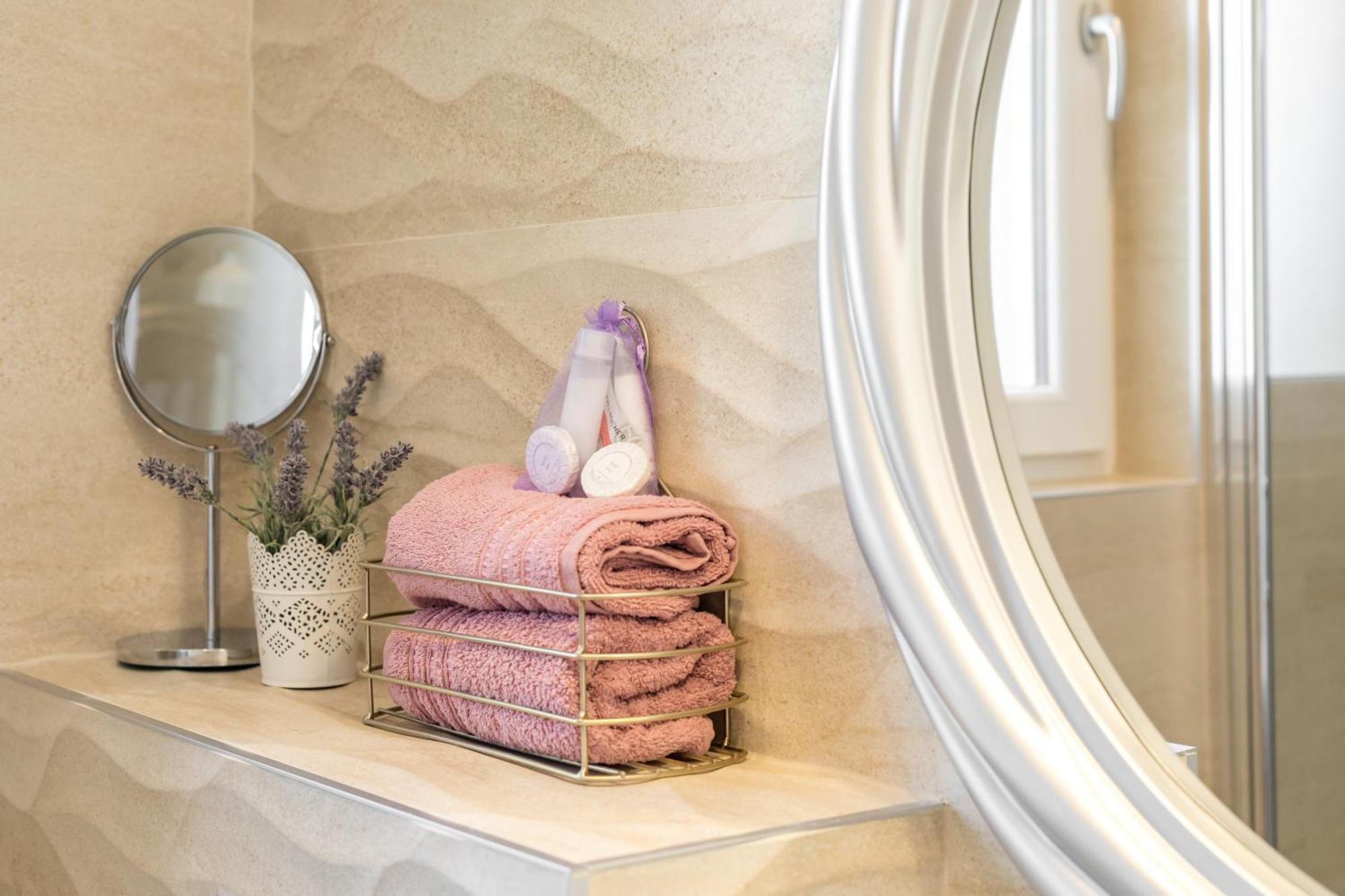 Romantic Apartment With Balcony سبليت المظهر الخارجي الصورة
